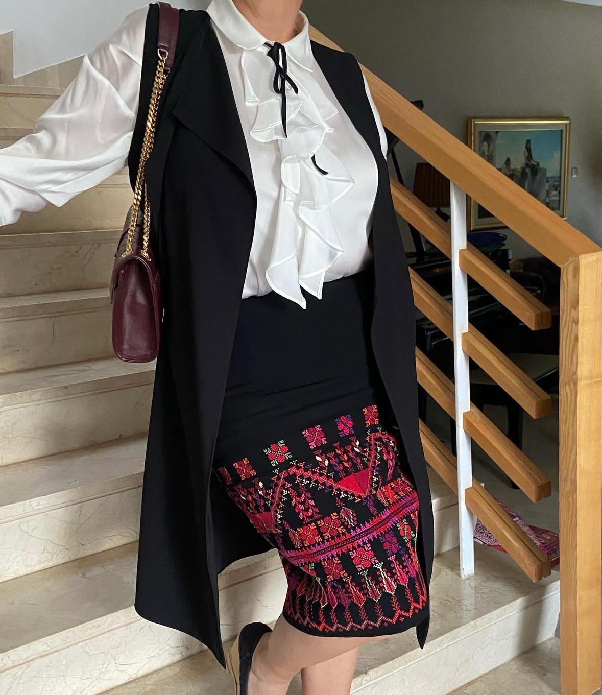 Palestinian embroidery skirt - Image 1