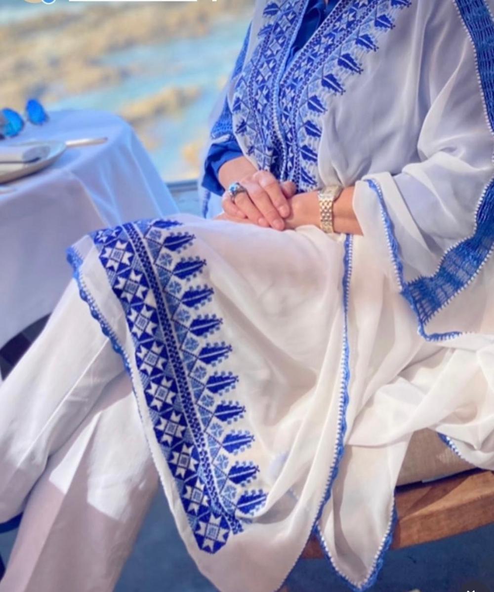 Handcrafted Palestinian embroidery Poncho - Image 1