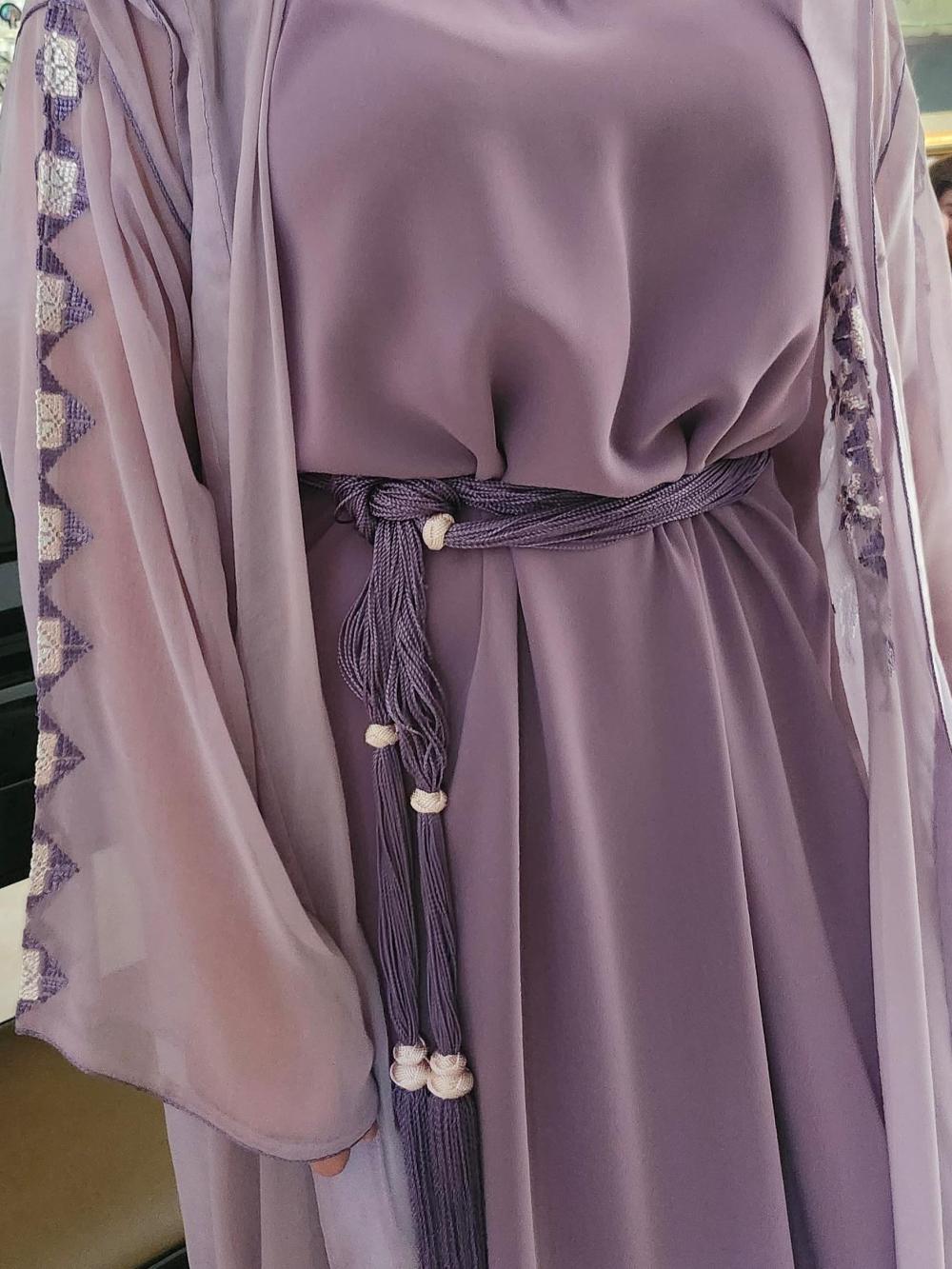 Modern morocain caftan with handcrafted Palestinian embroidery Moroccan Caftan with Palestinian Embroidery – A Fusion of Cultures and Colors - Image 1