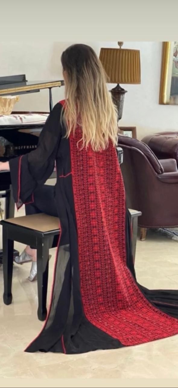 Full embroidery Abaya - Image 1